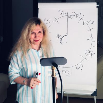 astrolog_g1566388051.jpg